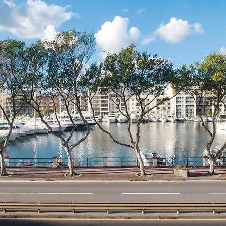 Bed & Breakfast Privilege