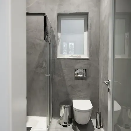 לינה וארוחת בוקר Privilege Pietà