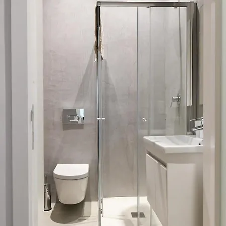 Privilege לינה וארוחת בוקר