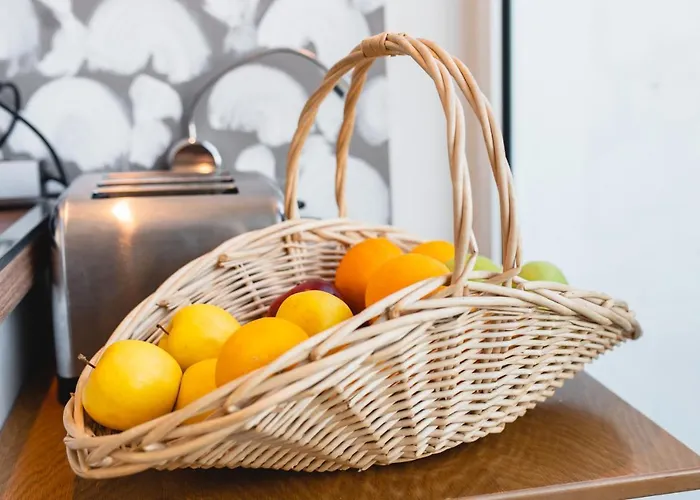 Bed & Breakfast Privilege