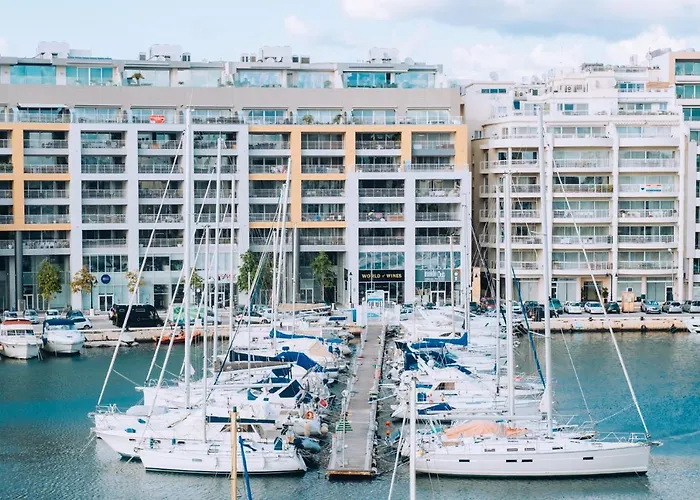 Bed & Breakfast Privilege 3*