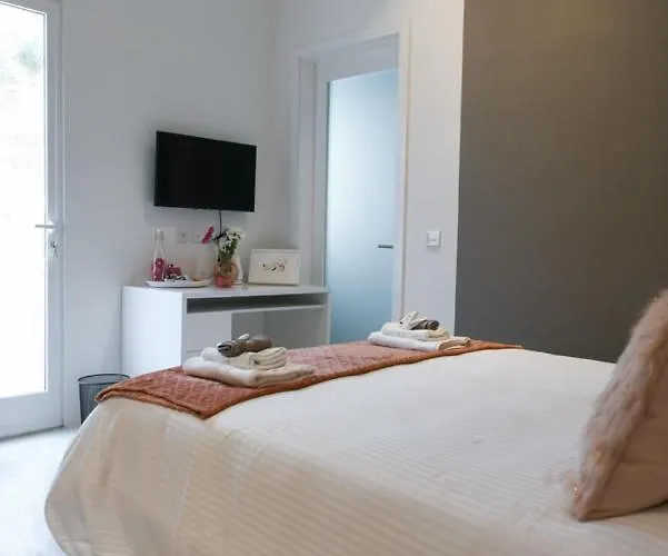 فندق مبيت وإفطار Privilege Pietà