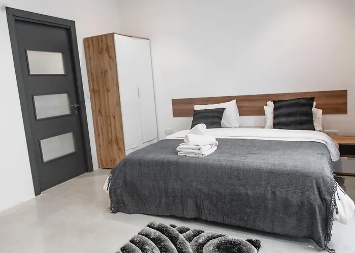 Privilege فندق مبيت وإفطار Pietà